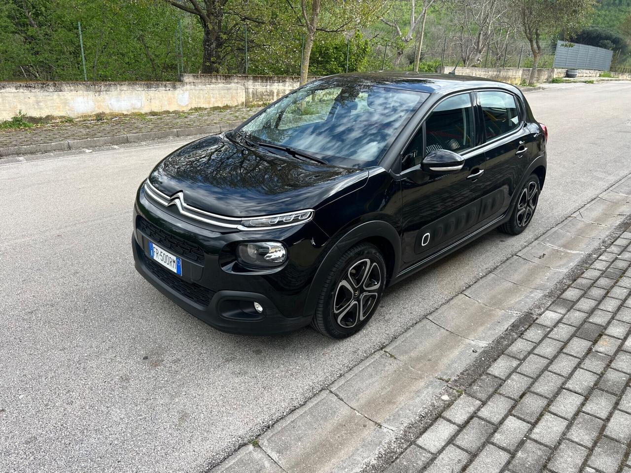 Citroen C3 PureTech 82cv Shine 2018