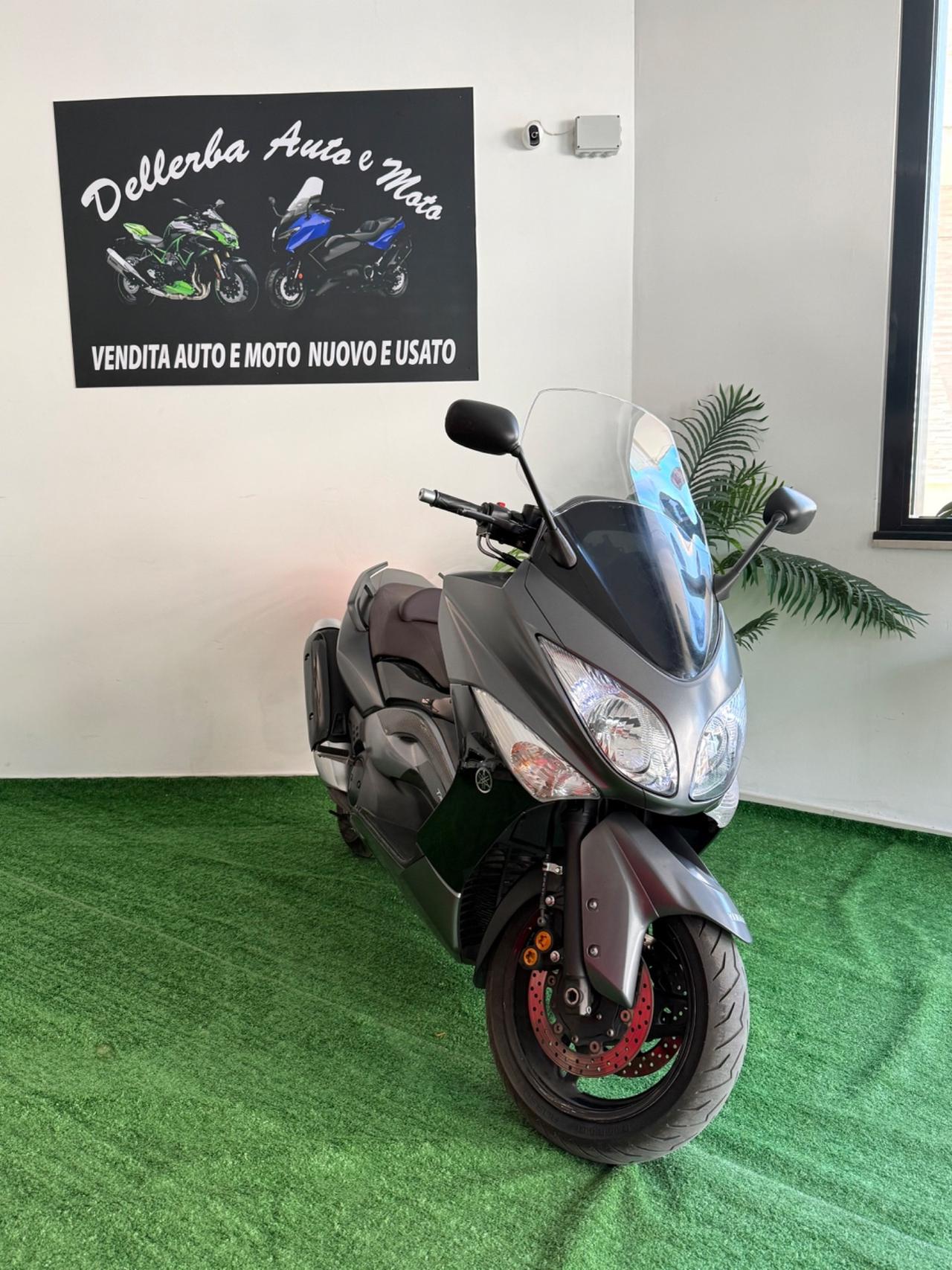 Yamaha T Max