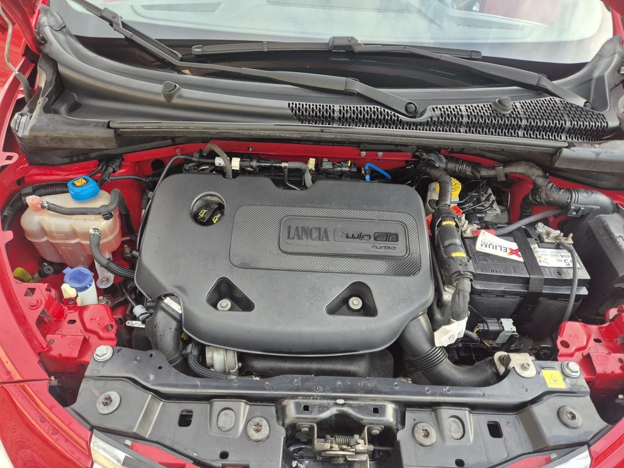 Lancia Ypsilon 0.9 TwinAir 85 CV 5 porte Metano Ecochic Gold