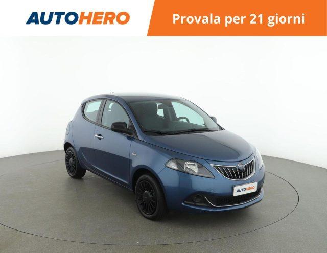 LANCIA Ypsilon 1.0 FireFly 5 porte S&S Hybrid Ecochic Silver