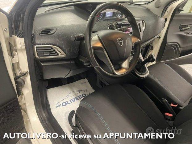 LANCIA Ypsilon 1.2 69 CV 5 porte BICOLOR-UNIPRO