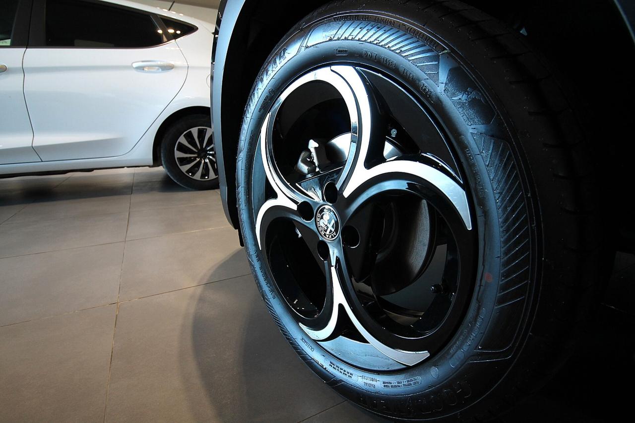 ALFA ROMEO JUNIOR SPECIALE 1.2 136 CV