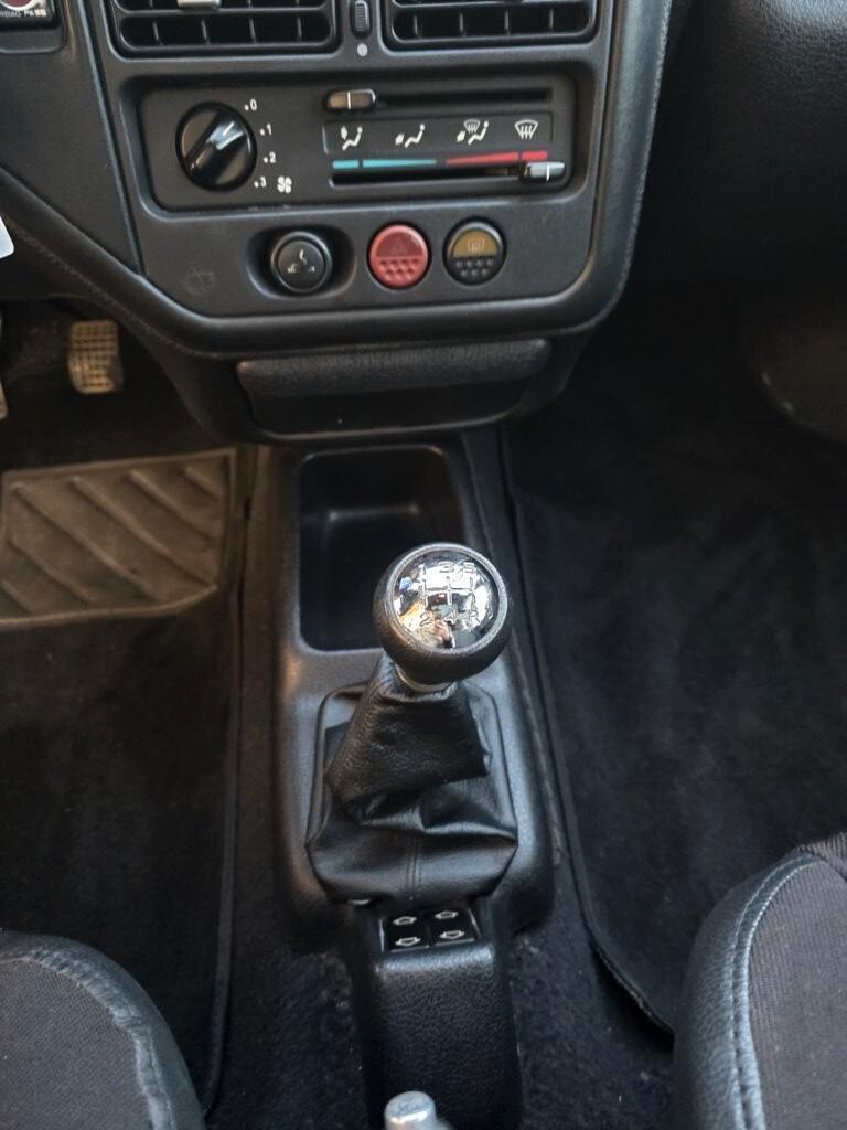 Peugeot 106 1.4i cat 3 porte Sport
