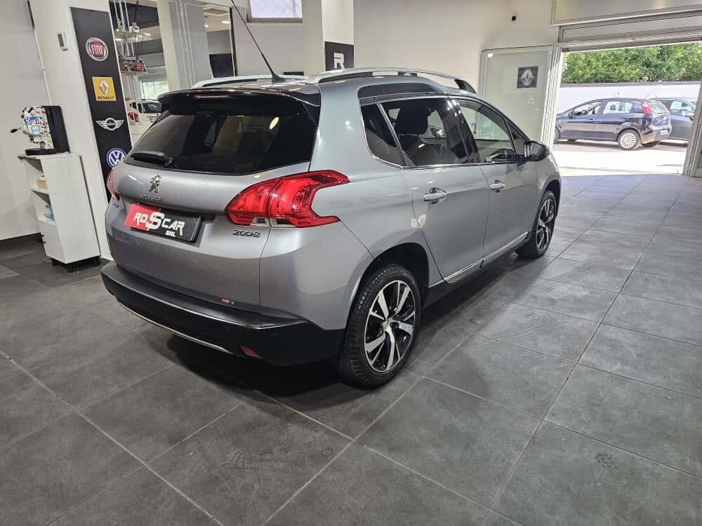 Peugeot 2008 1.6 BlueHDi 100cv Allure
