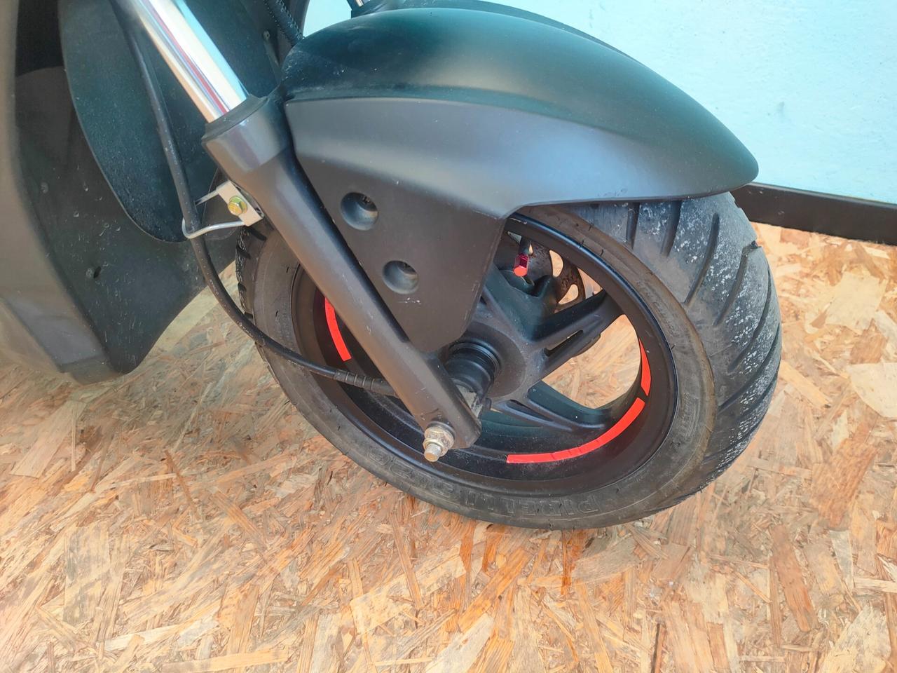 Kymco Agility 50 RS: grintoso e parsimonioso