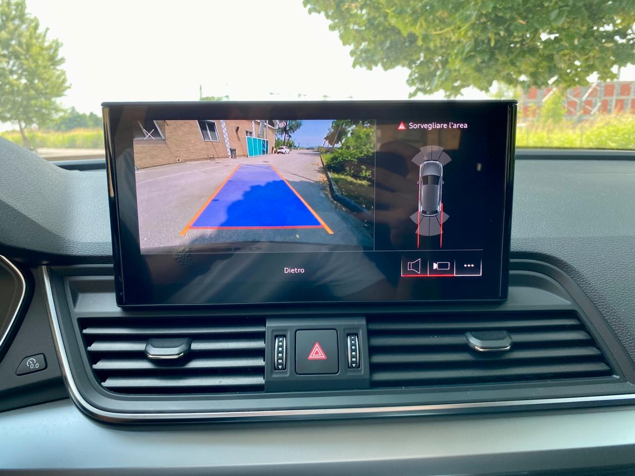 Audi Q5 40 2.0 tdi mhev 12V quattro s-tronic 204cv FARI MATRIX