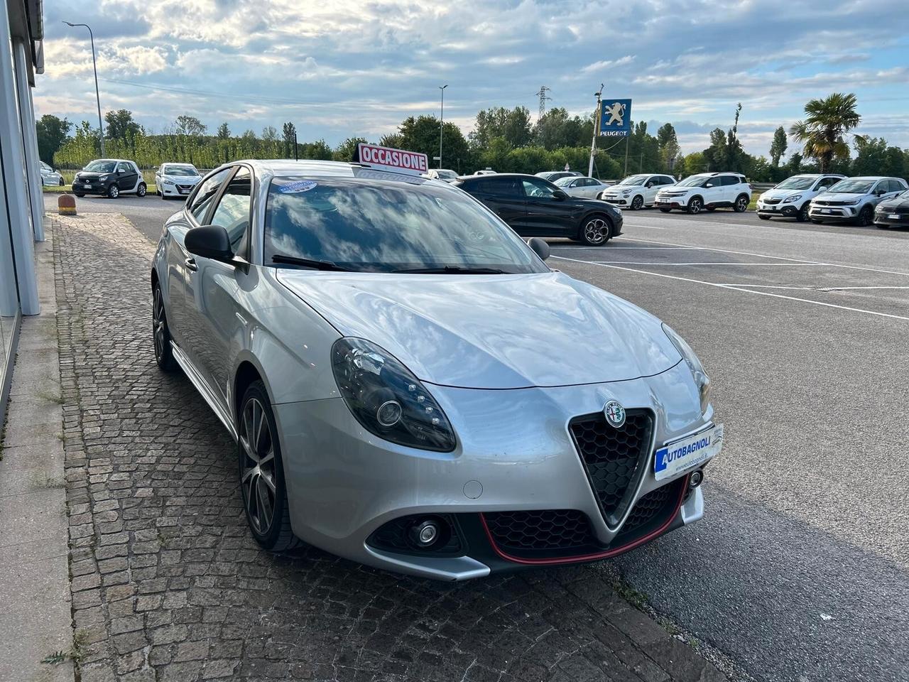 Alfa Romeo Giulietta SPORT 1.4 Turbo 6mt PACK CARBON VELOCE