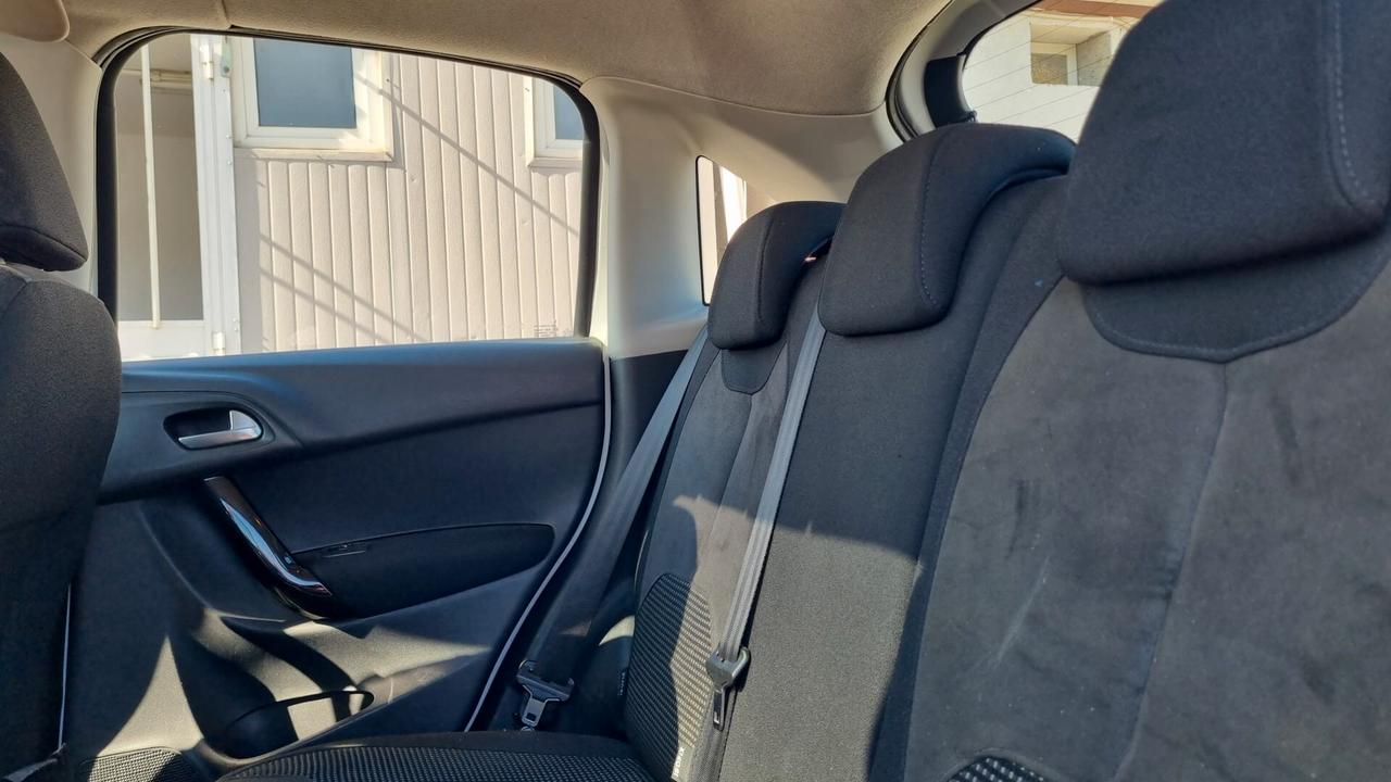 Citroen C3 1.2 VTi 82 Exclusive-82CV-60KW-BENZINA-EURO5B-