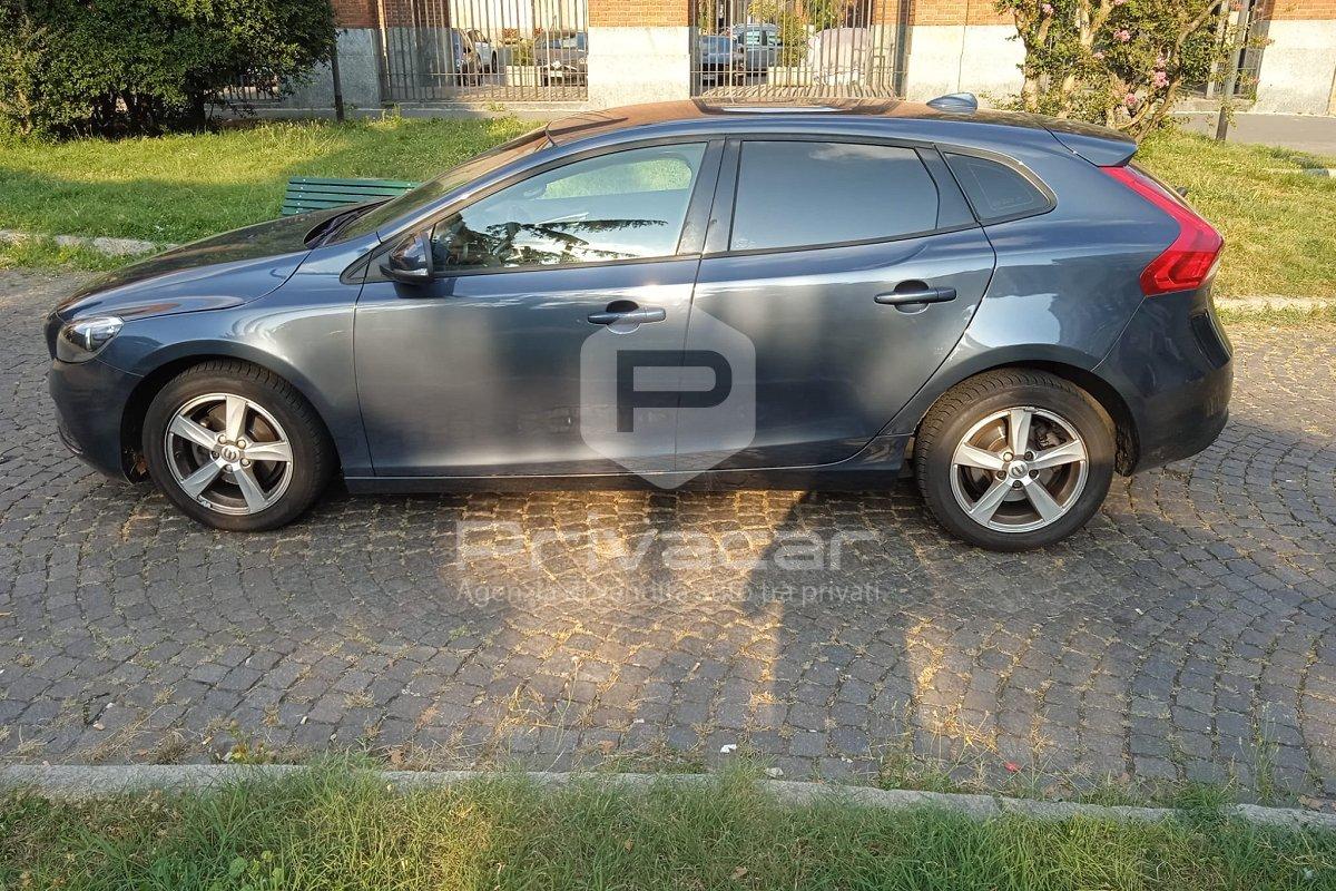 VOLVO V40 D2 Kinetic