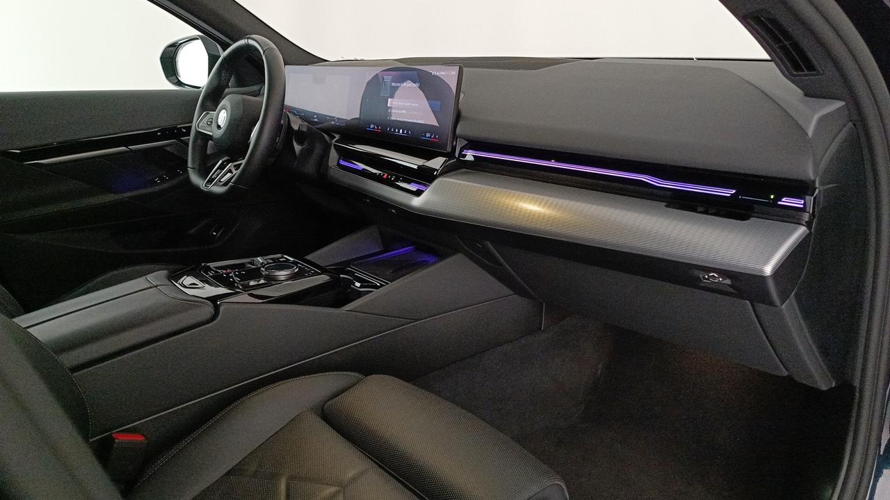 BMW Serie 5 G60 Berlina - 520d 48V xdrive MSport Pro auto