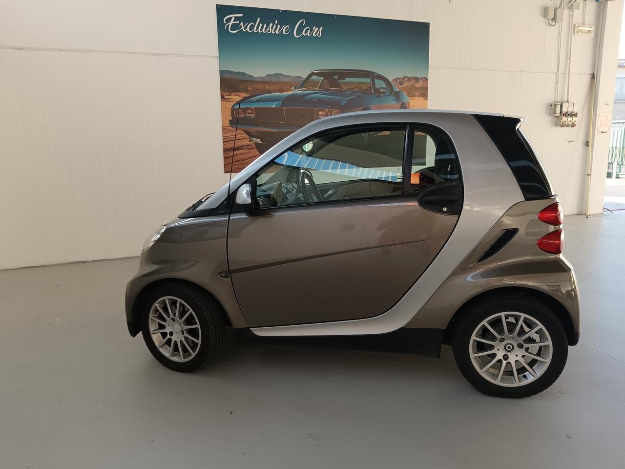 Smart ForTwo 1000 52 kW MHD coupé passion