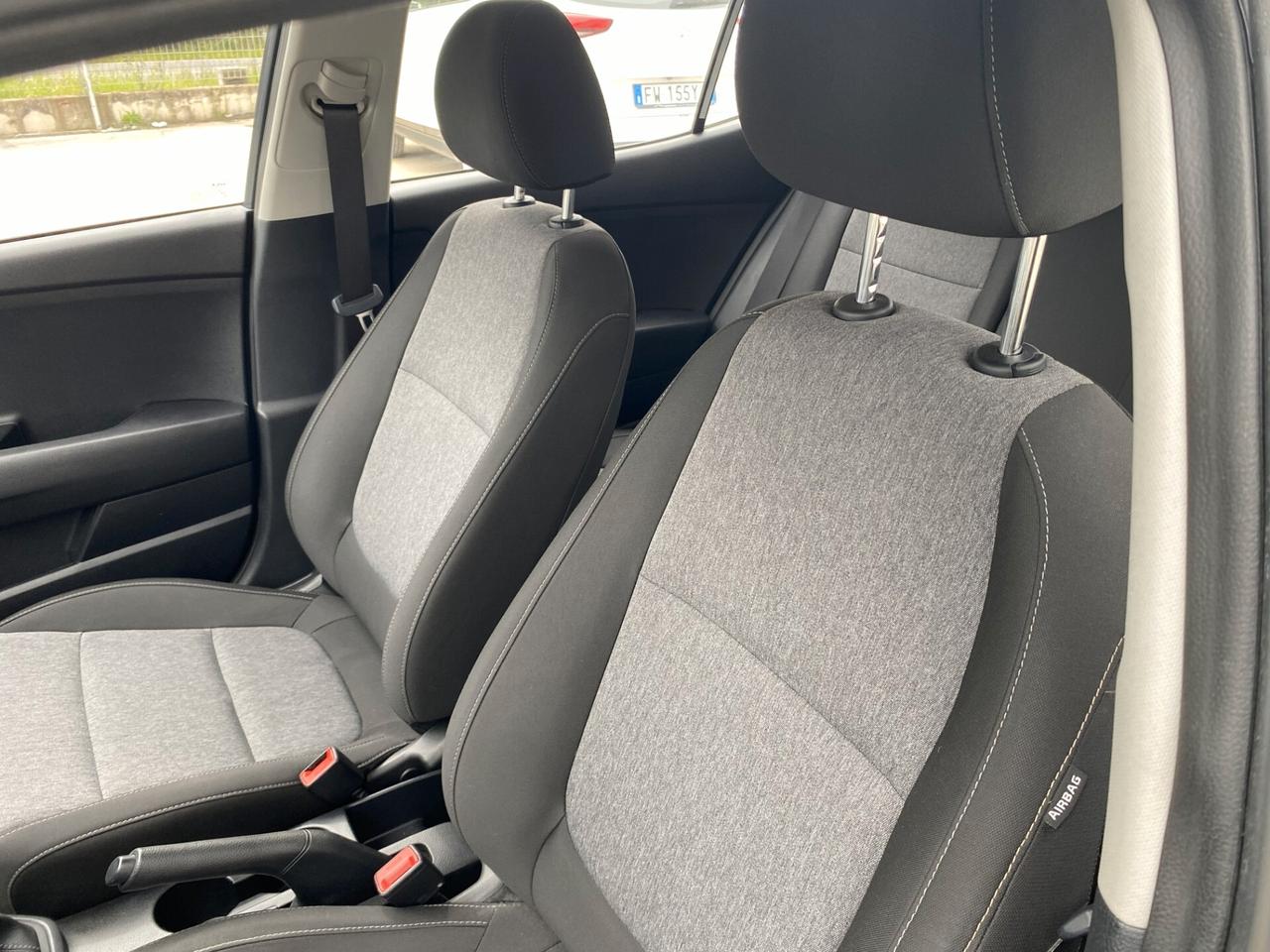 Kia Stonic 1.2 DPI ECO GPL Urban