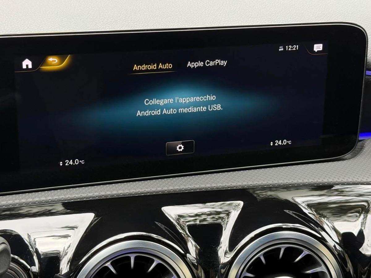 Mercedes Classe A 200d Premium AMG Night Edition 150CV