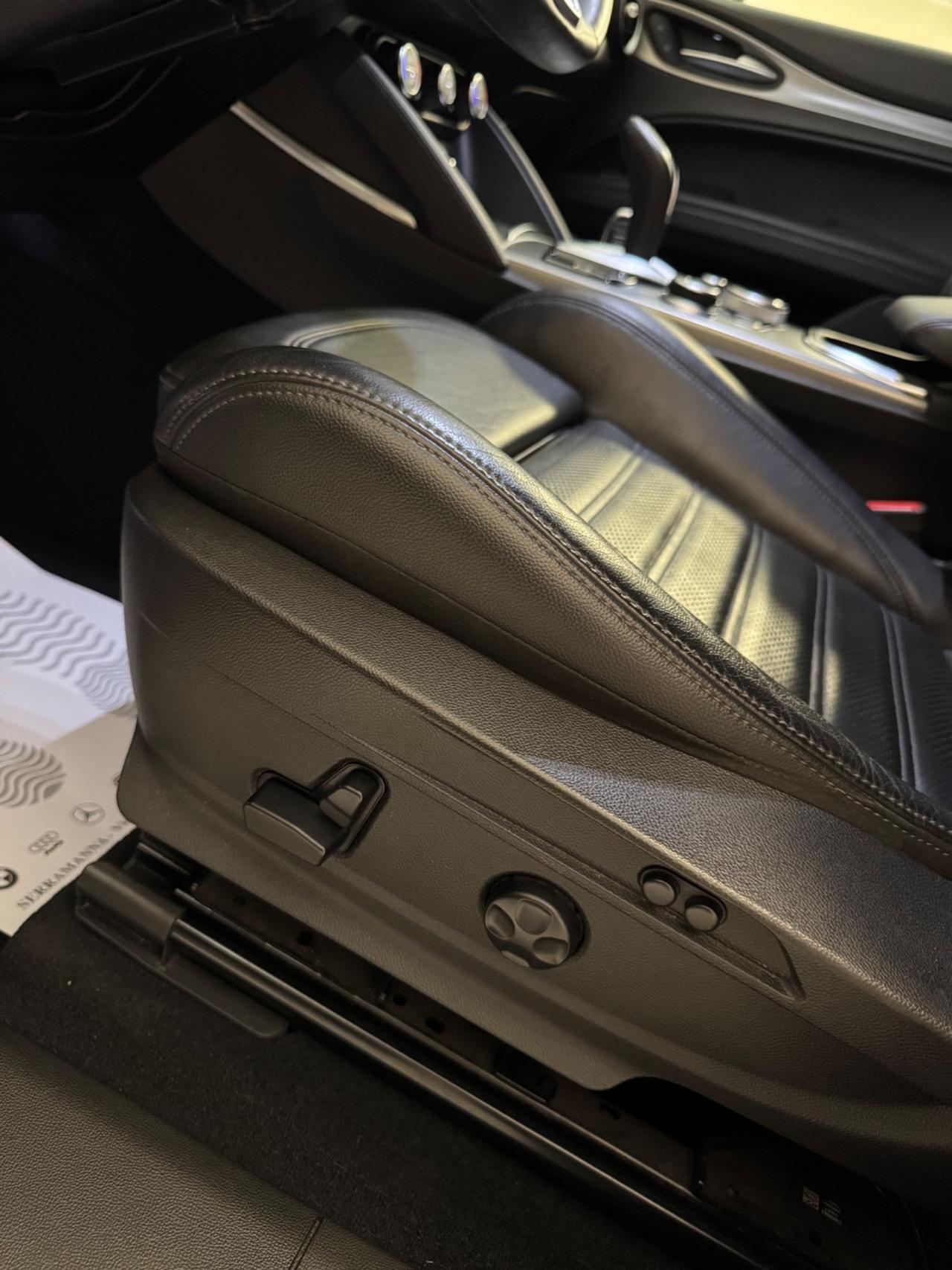 Alfa Romeo Stelvio 2.2 Turbodiesel 210 CV AT8 Q4 Veloce