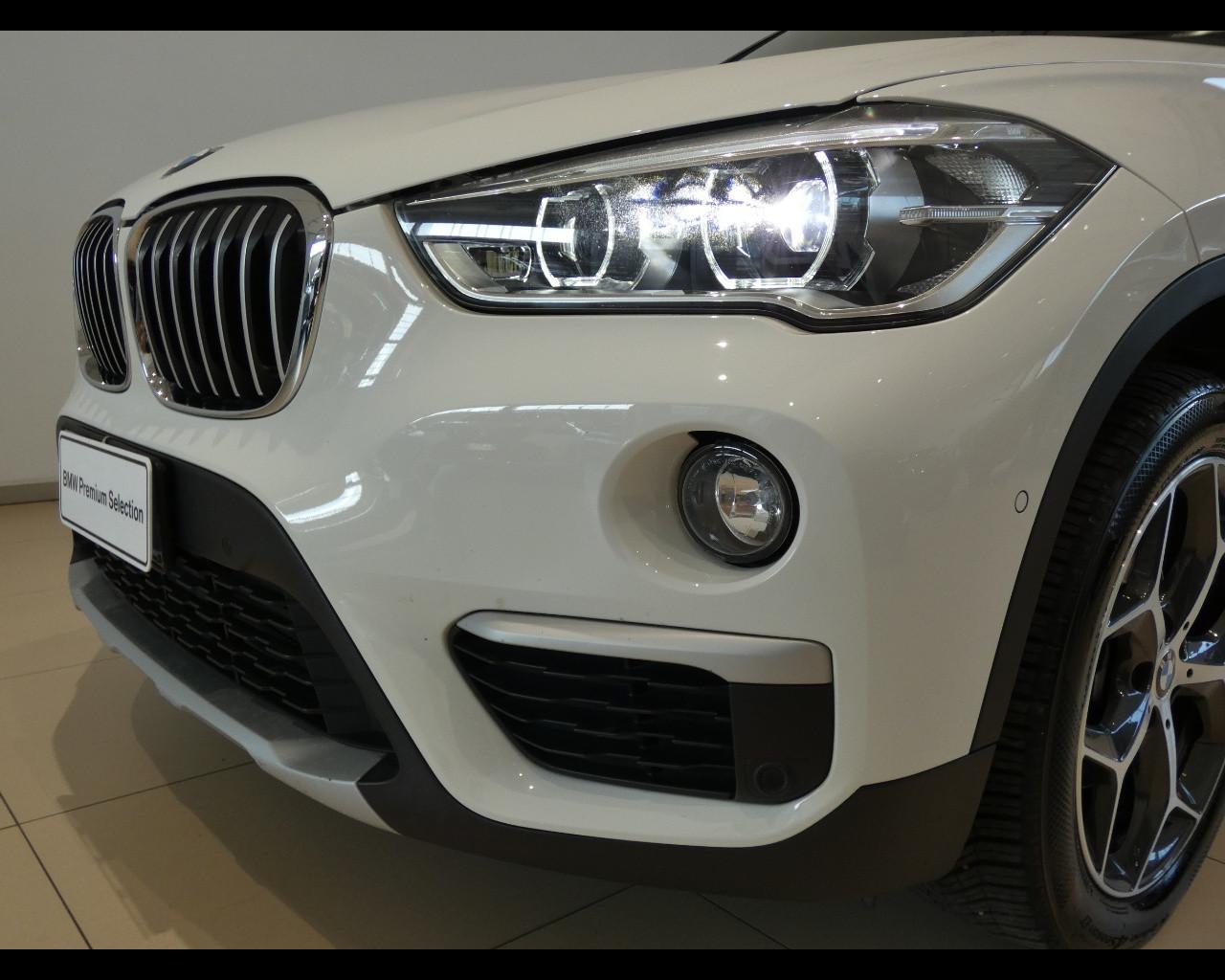 BMW X1 (F48) - X1 xDrive18d xLine