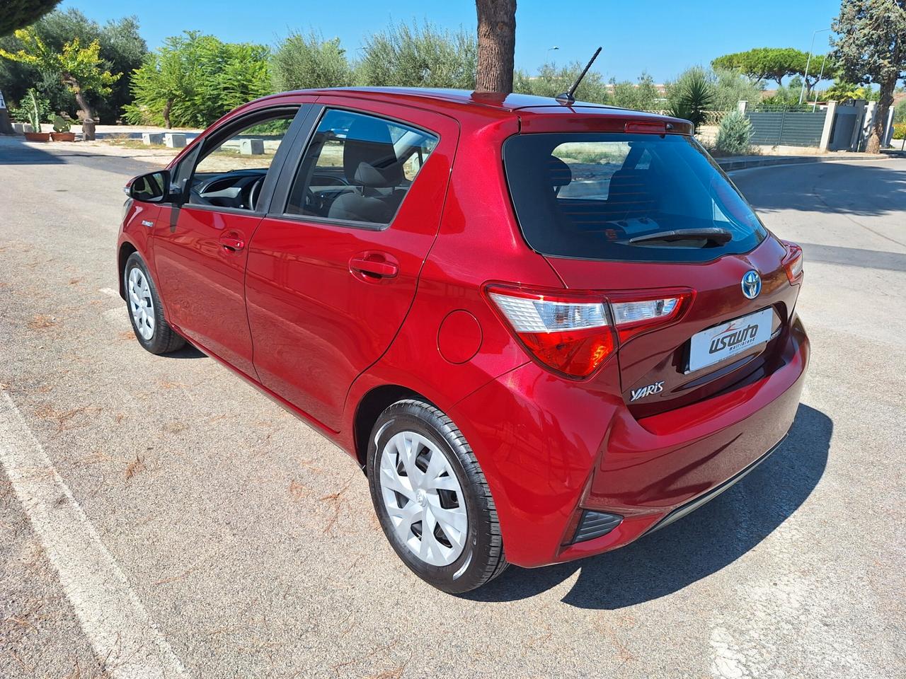 Toyota Yaris 1.5 HYBRID BUSINESS 48000 km 2018