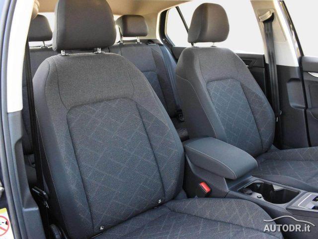 VOLKSWAGEN Golf 1.5 TGI 130cv DSG Life VIRTUAL CARPLAY ACC KM CERT