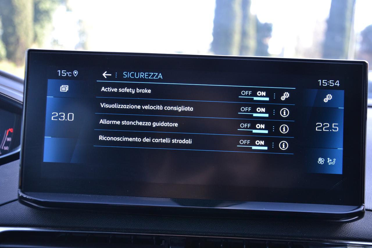 Peugeot 5008 1.5 HDi 130CV 7POSTI AUT.+NAV+LED+RCAM+PELLE+PDC