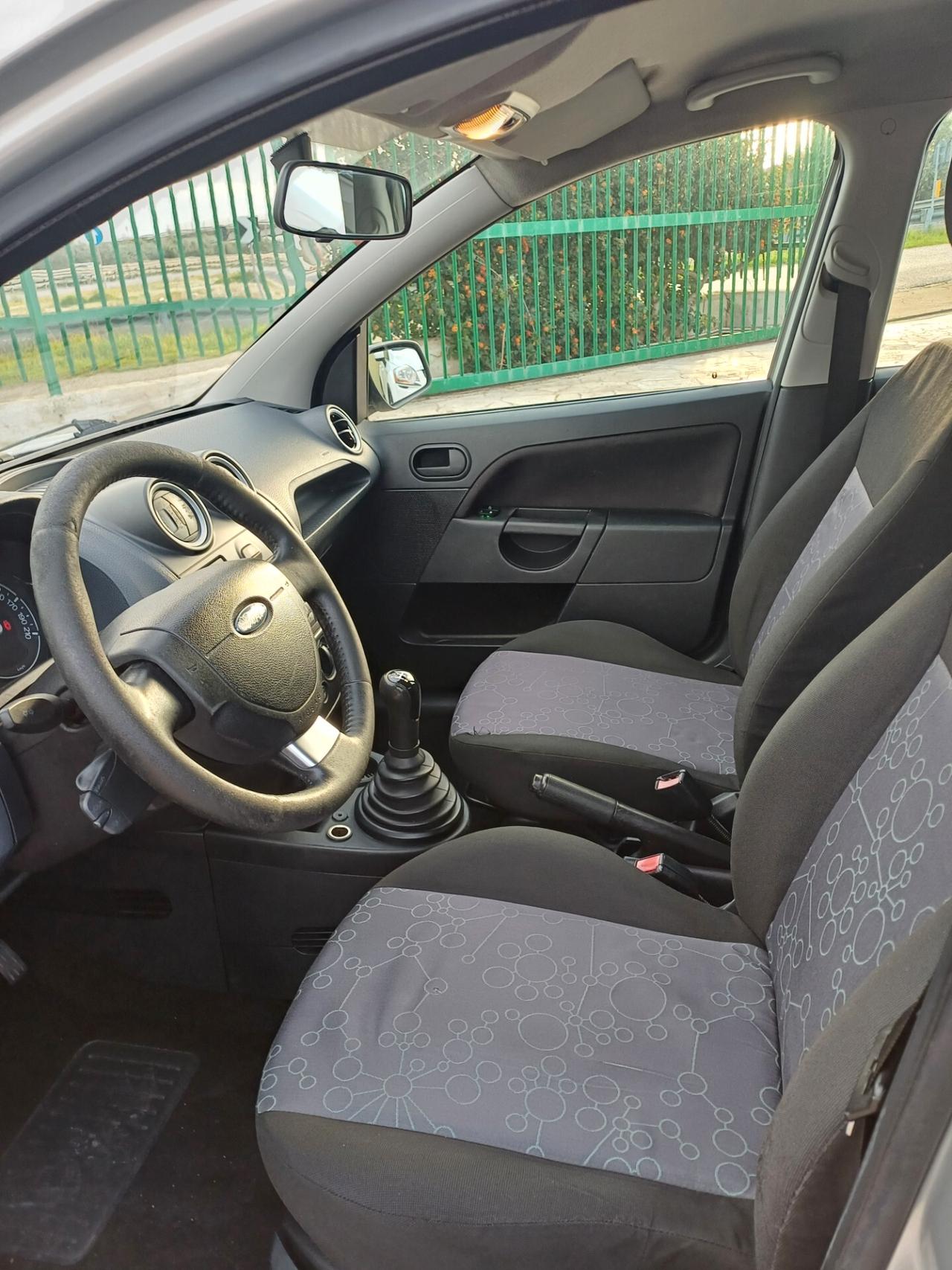 Ford Fiesta 1.4 TDCi 5p. Ghia