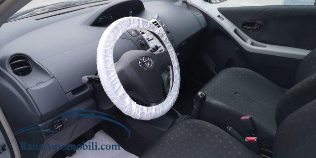TOYOTA Yaris 1.3 5 porte Perfetta Neopatentati