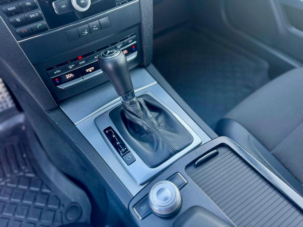 Mercedes-benz E 220 CDI Coupé BlueEFFICIENCY Avantgarde Automatica