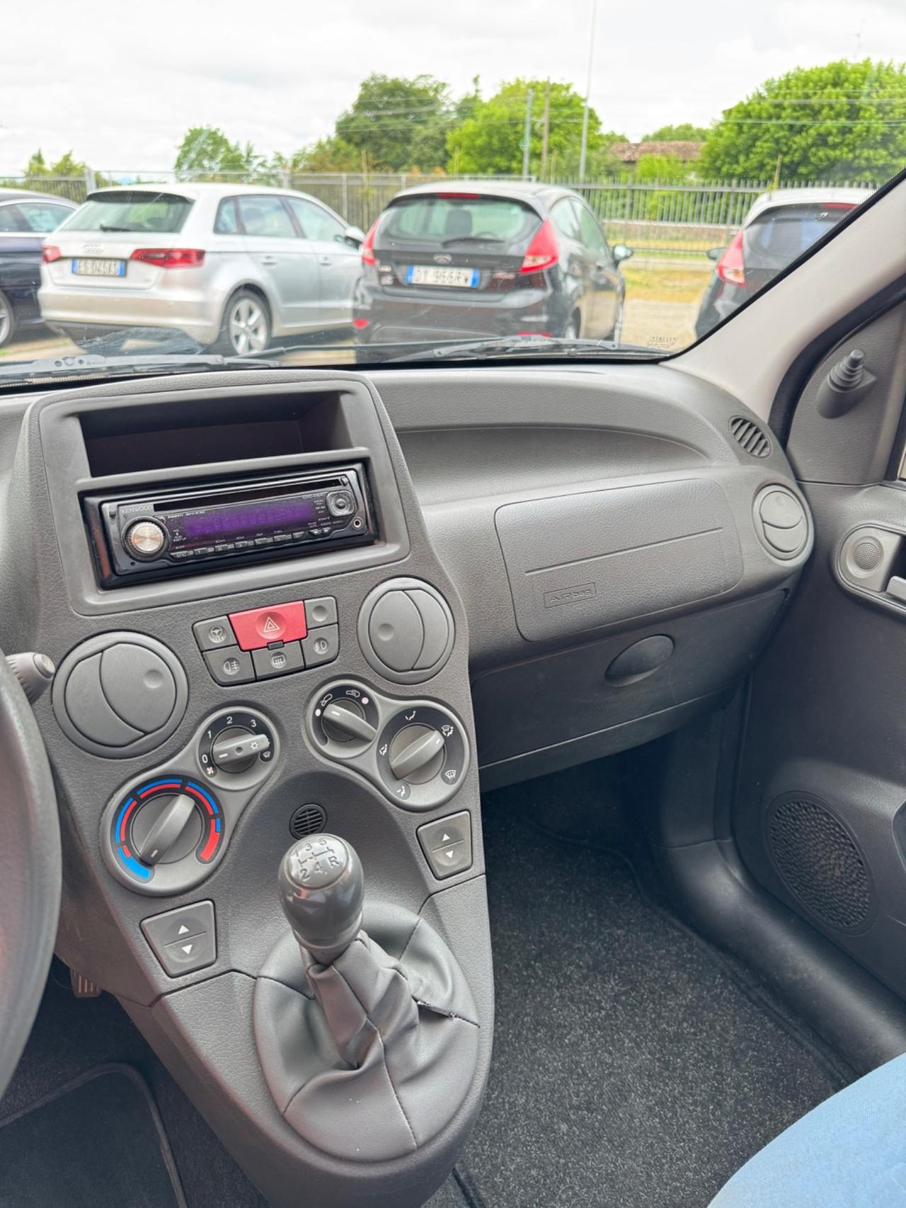 Fiat Panda 1.2 Dynamic si neopatentati