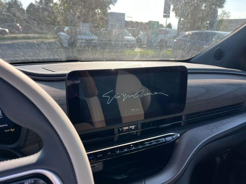 FIAT 500 Electric Elettrica Giorgio Armani 118cv