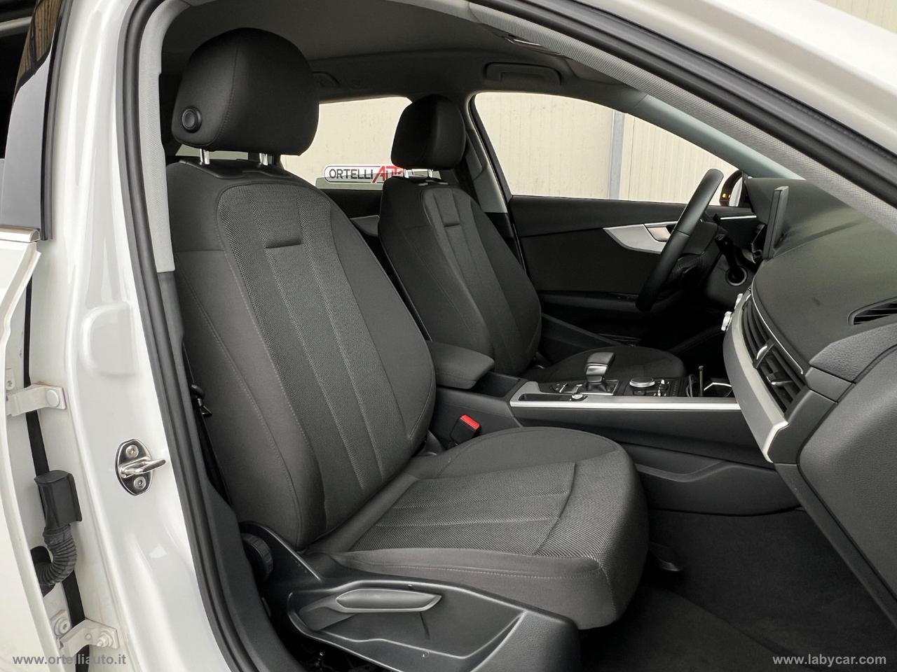 AUDI A4 Avant 30 TDI S tronic Business