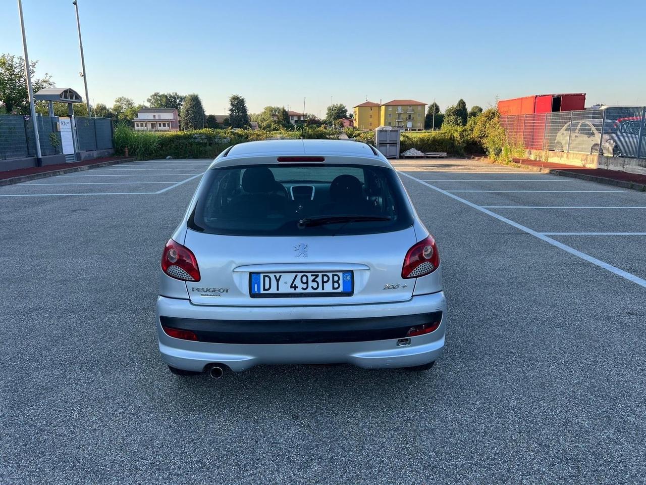 Peugeot 206 Plus 1.1 60CV 5p. Urban ECO GPL