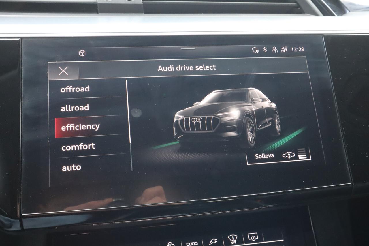 E Tron 55 408CV QUATTRO 360° HUD MATRIX 21"
