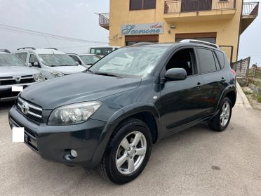 Toyota RAV 4 Crossover 4X4 2.2 D-Cat 177 CV Luxury