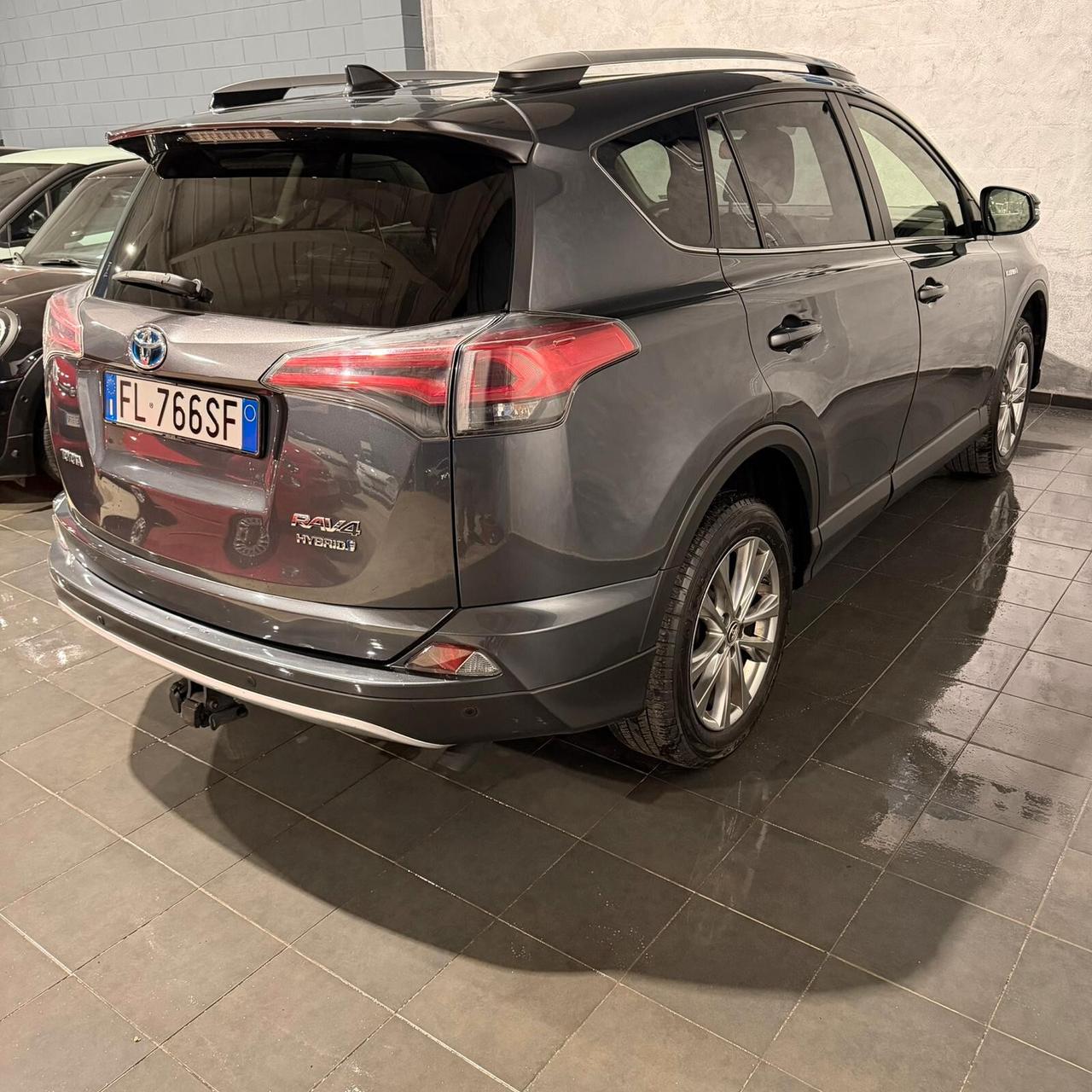 Toyota RAV 4 2.5 Hybrid COMW NUOVA GANCIO TRAINO+PELLE+RETROCAMERA+ PROMO FINO AL 24/12