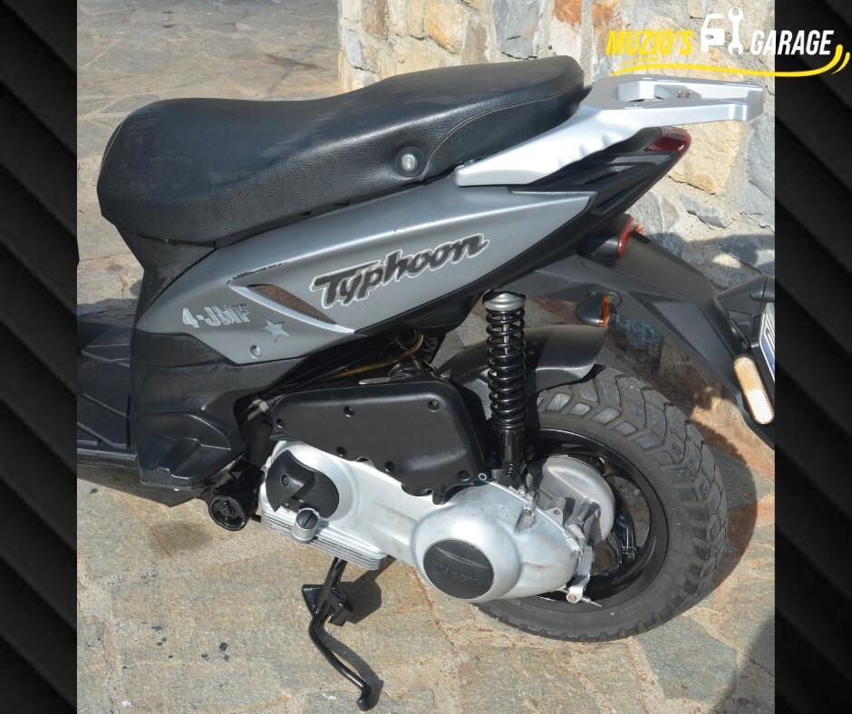Gilera Typhoon 125