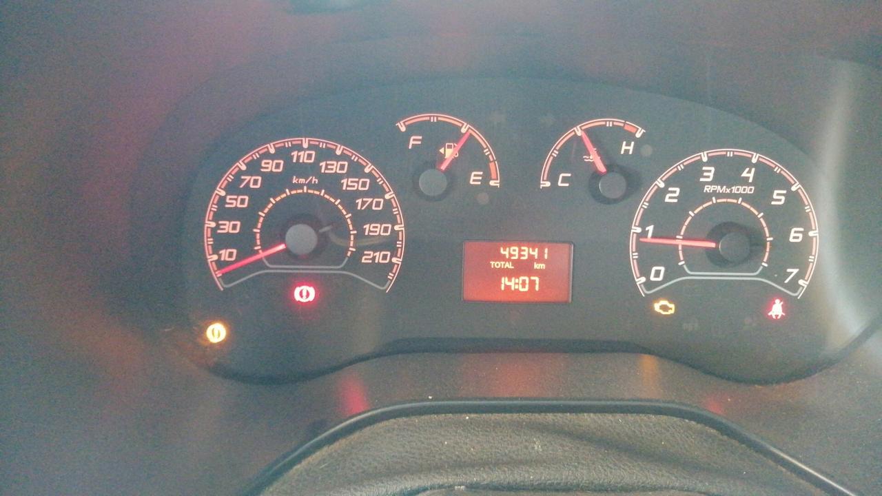Nissan Pick Up 2.5 diesel 2 porte King Cab