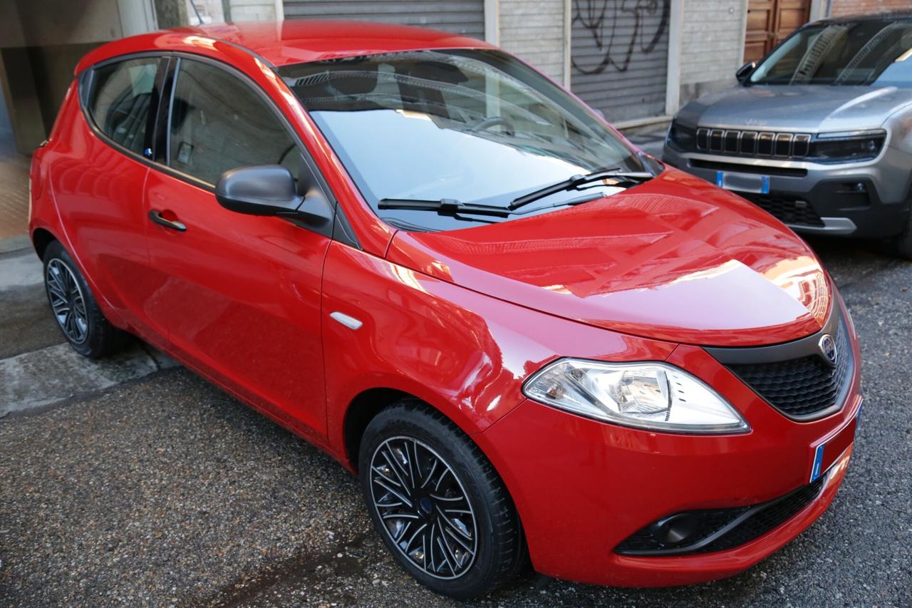 Lancia Ypsilon 1.2 69 CV 5 porte S&S Elefantino Blu