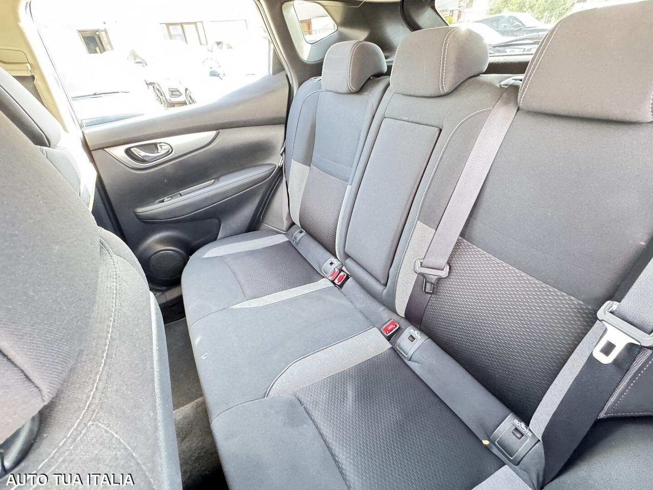 nissan qashqai 1.5 dci tekna tetto navi