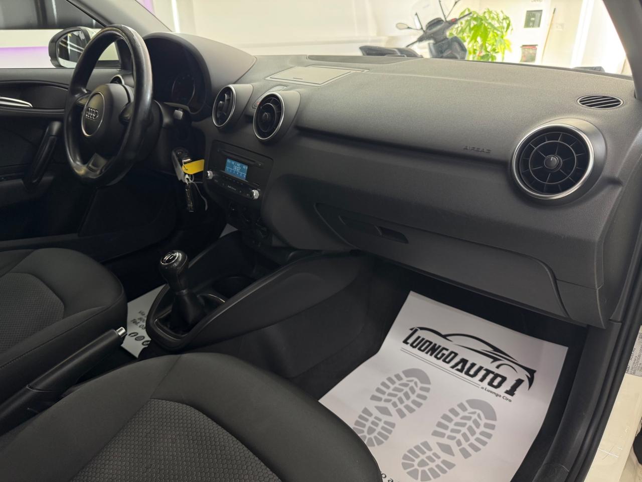 Audi A1 1.2 TFSI Admired Full Optional