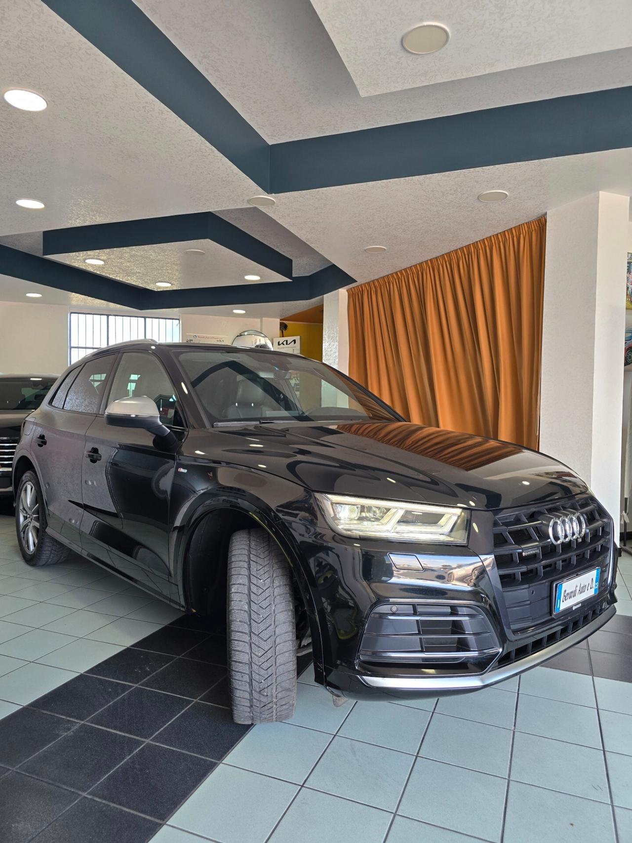 Audi Q5 40 TDI quattro S tronic line plus