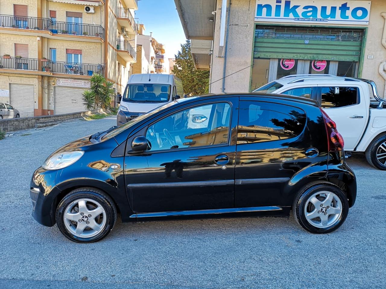 PEUGEOT 107 1.0 - 68 CV 5p. Access 2012