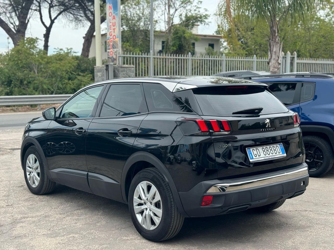 Peugeot 3008 Allure Pack CAMBIO AUTOMATICO
