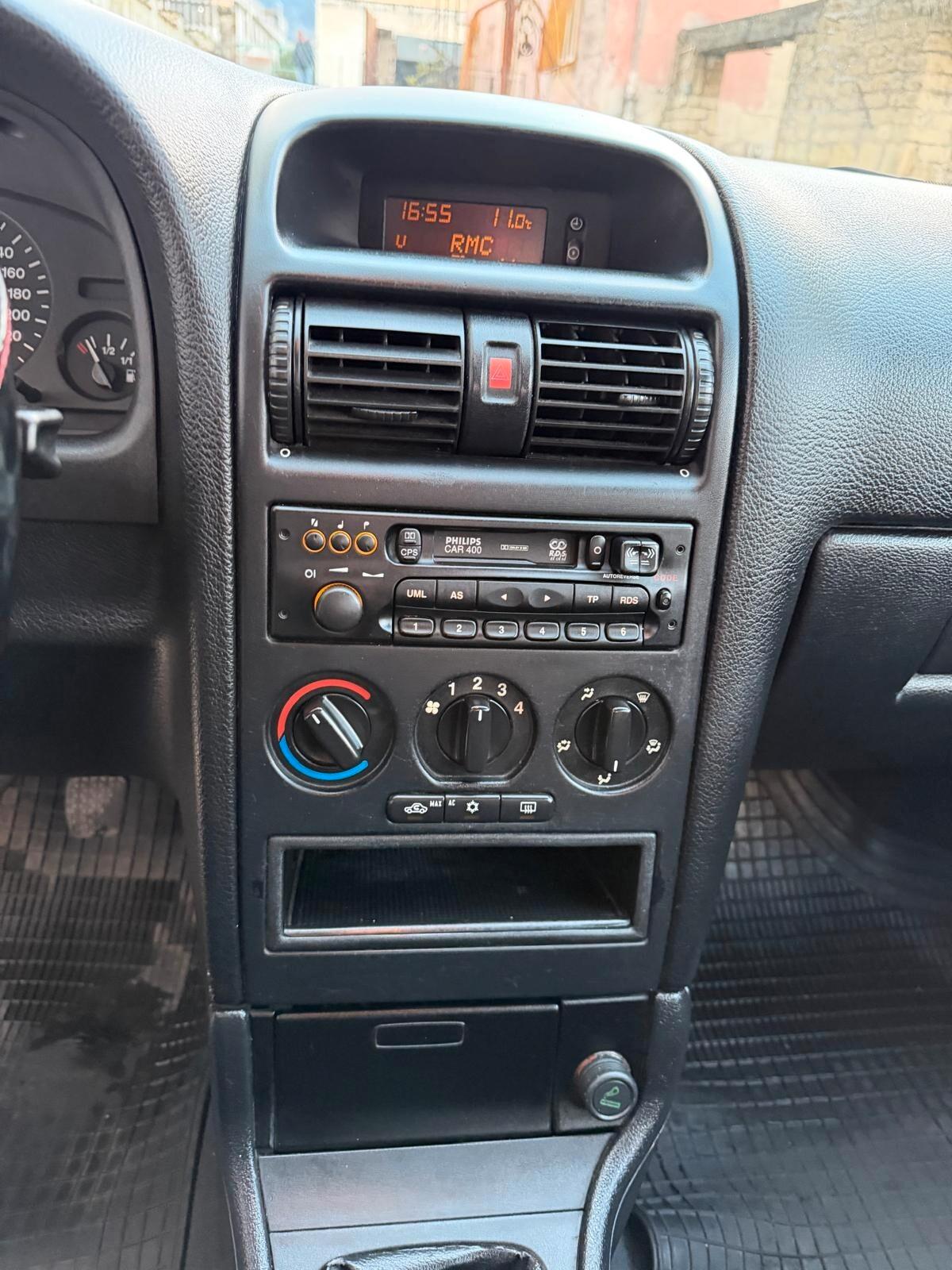 Opel Astra 1.4i Gpl 16V cat 5 porte Club-07/2001