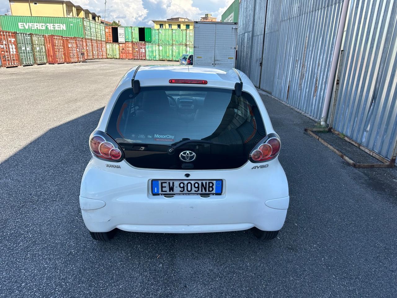 Toyota Aygo 1.0 VVT-i 69 CV...Neop