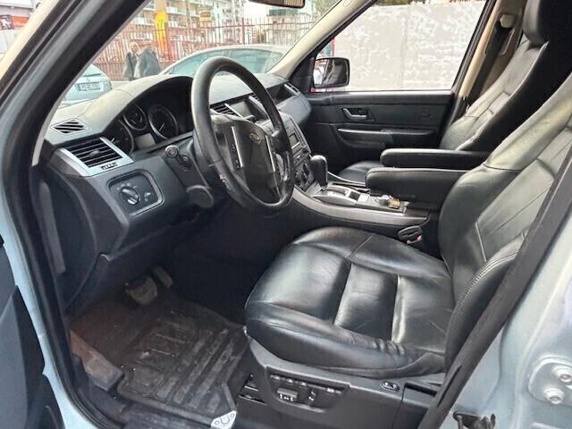 Range Rover Sport 2.7 TDV6 Anche permuta o scambi0