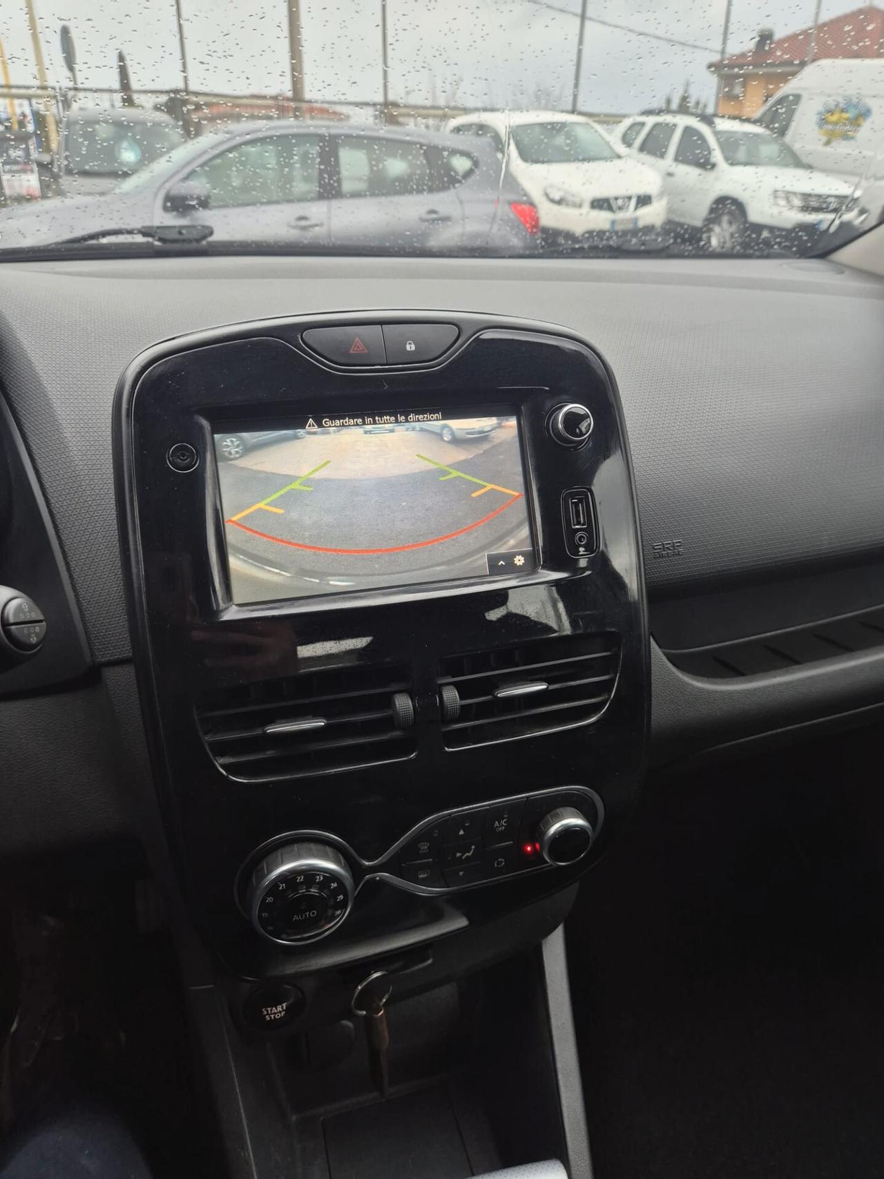 Renault Clio dCi 8V 90CV EDC Start&Stop 5 porte Energy Intens