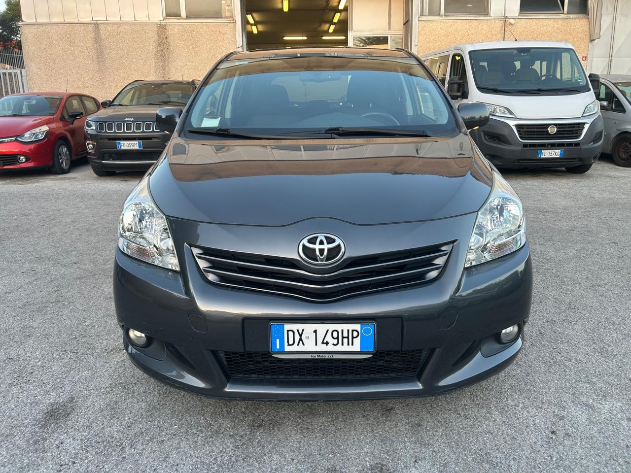 Toyota Verso 2.0 D tetto panoramico Euro5