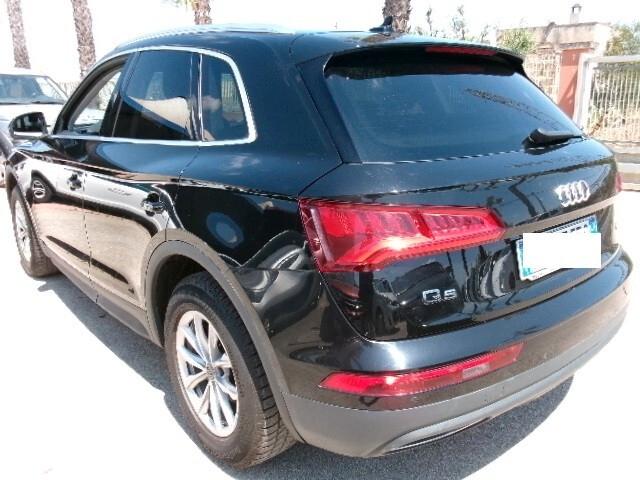 Audi Q5 2.0 TDI 150 CV Business Sport