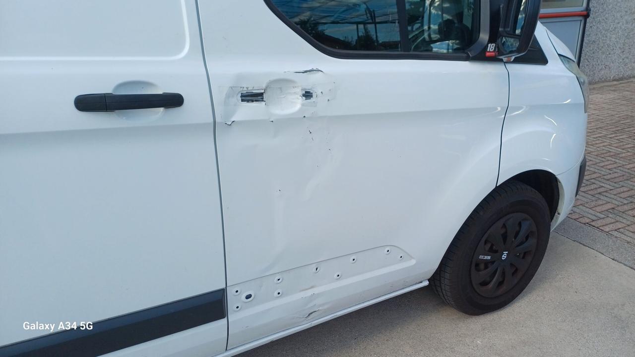 Ford Transit Custom 270 2.0 TDCi 130 Furgone EURO6 da Privato