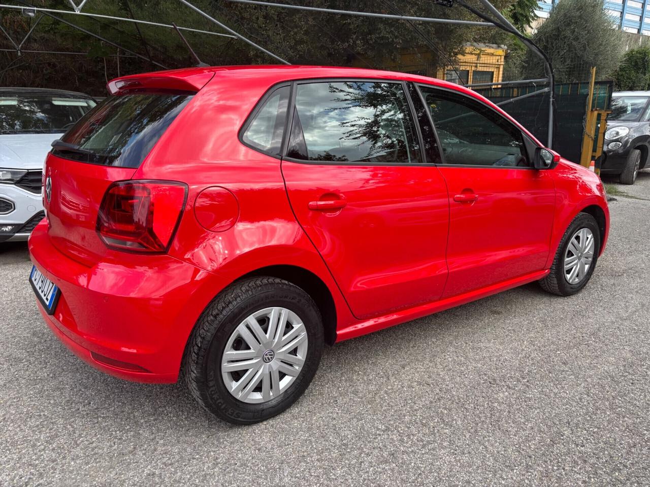 Volkswagen Polo 1.0 5 porte ok neopatentati