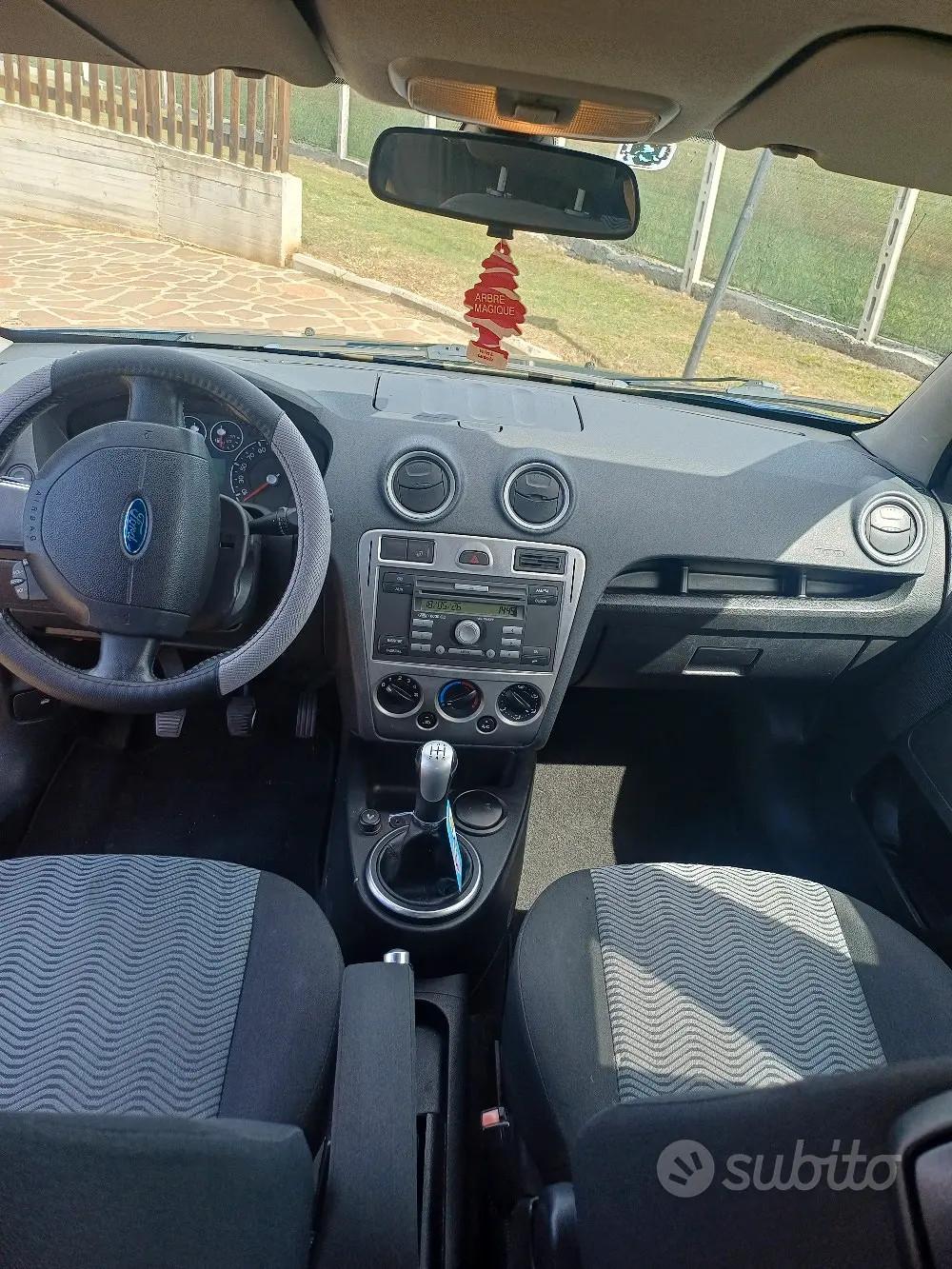 FORD FUSION