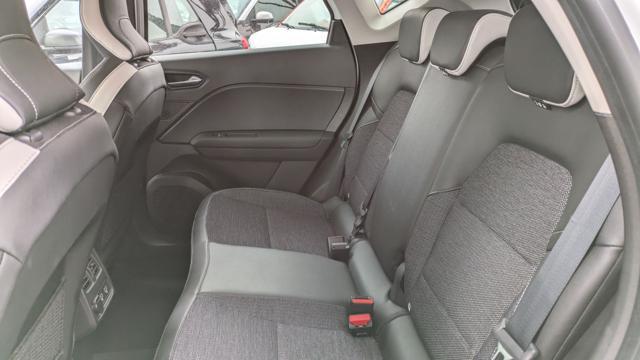 RENAULT Captur E-Tech Hybrid 1.6cc 145cv CAMERA POST. NAVIGATORE